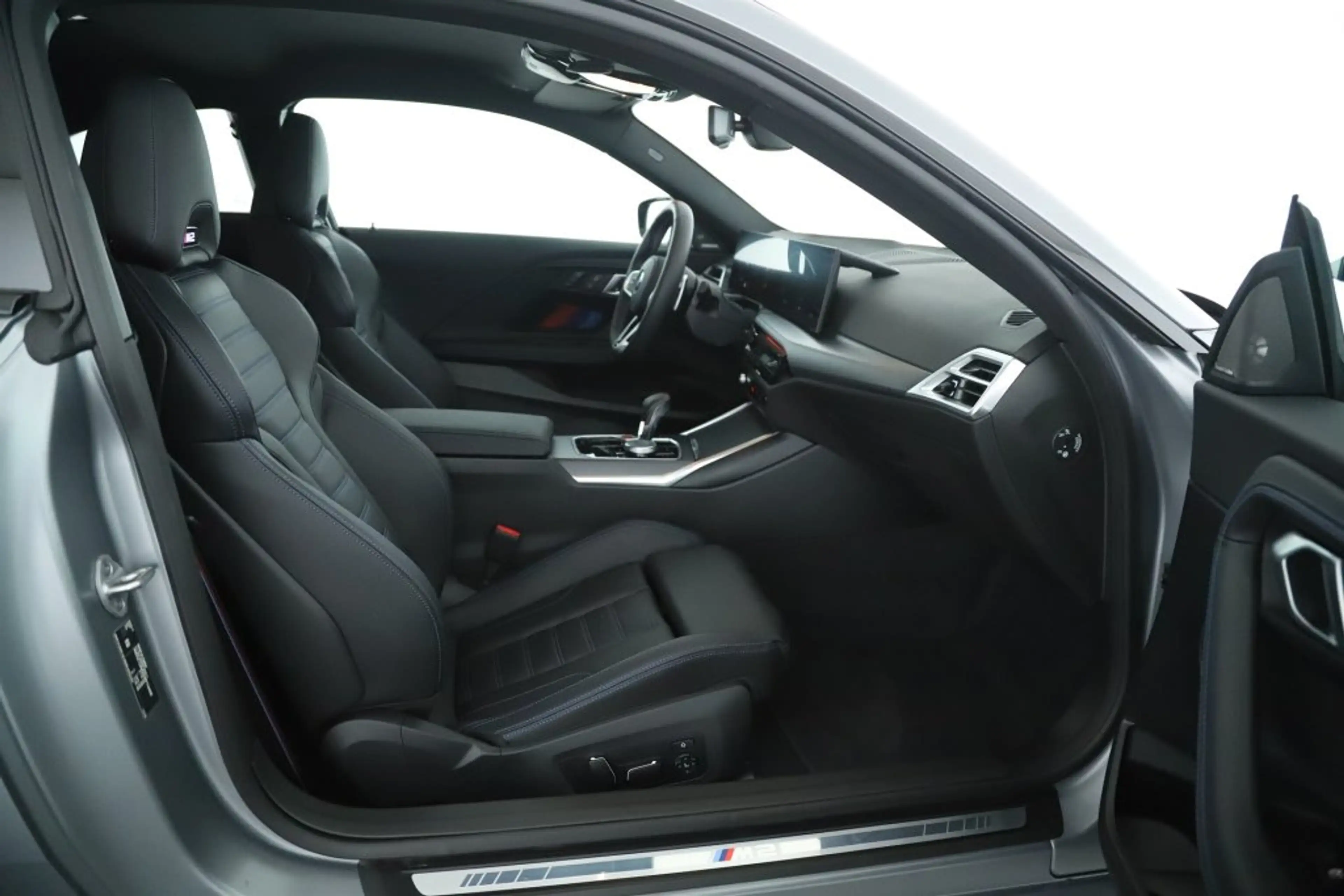 BMW M2 Coupe NUR 2.580KM 1.BESITZ — photo 12