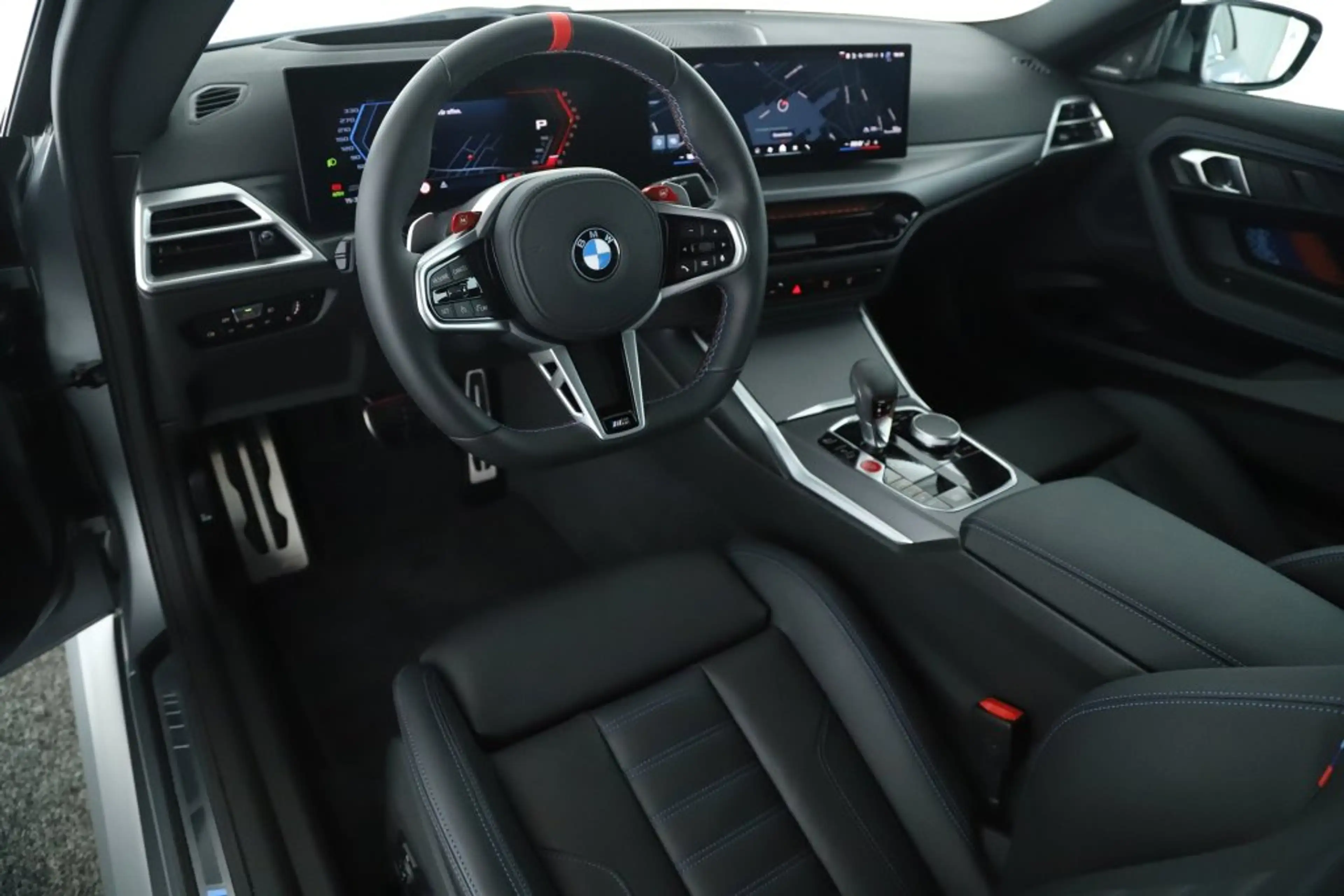 BMW M2 Coupe NUR 2.580KM 1.BESITZ — photo 8