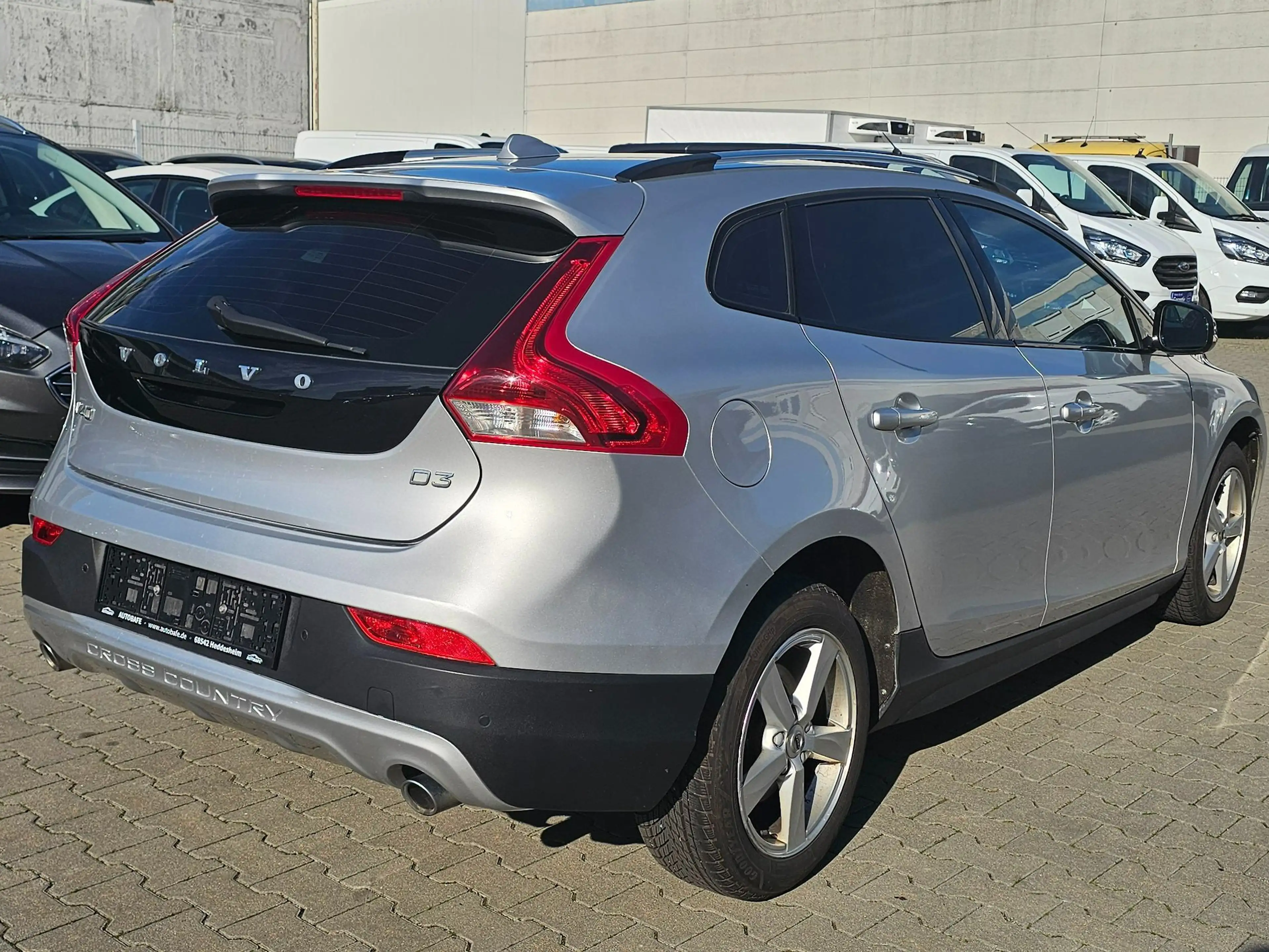 Volvo V40 Cross Country Momentum Navi*Spurhalteassistent*Schildererkennung — photo 6