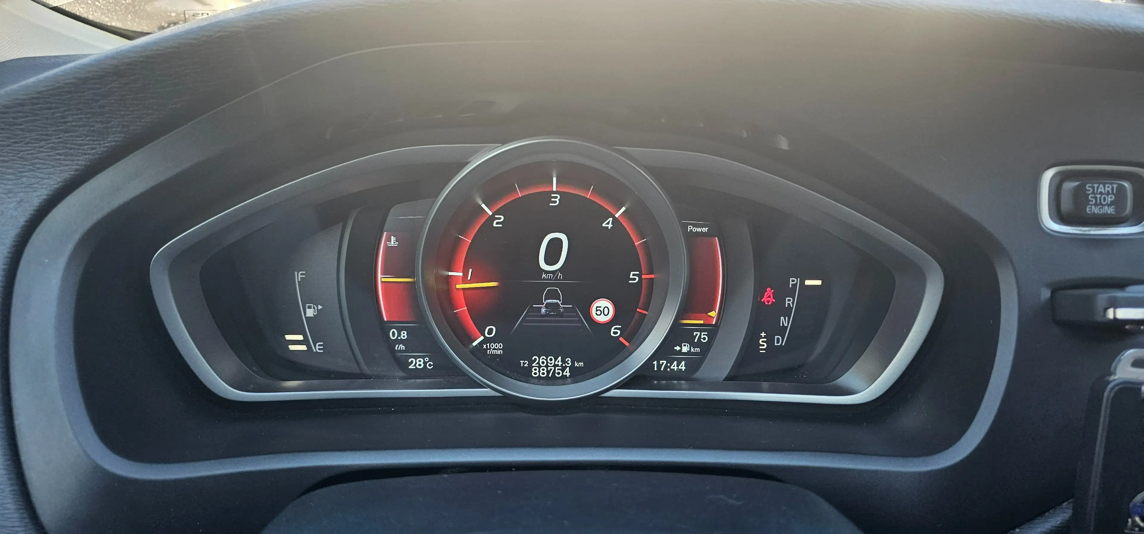 Volvo V40 Cross Country Momentum Navi*Spurhalteassistent*Schildererkennung — photo 9