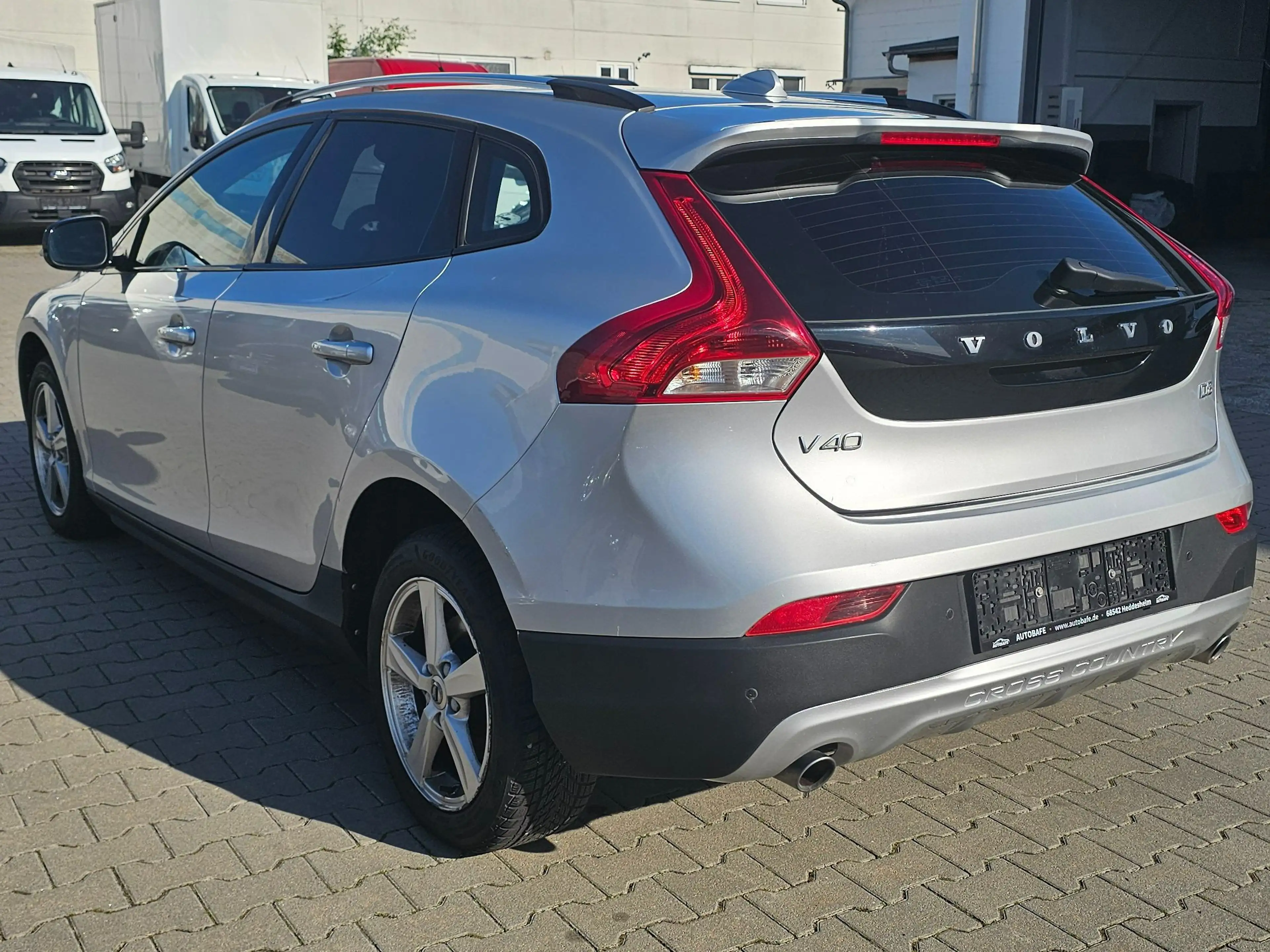 Volvo V40 Cross Country Momentum Navi*Spurhalteassistent*Schildererkennung — photo 4