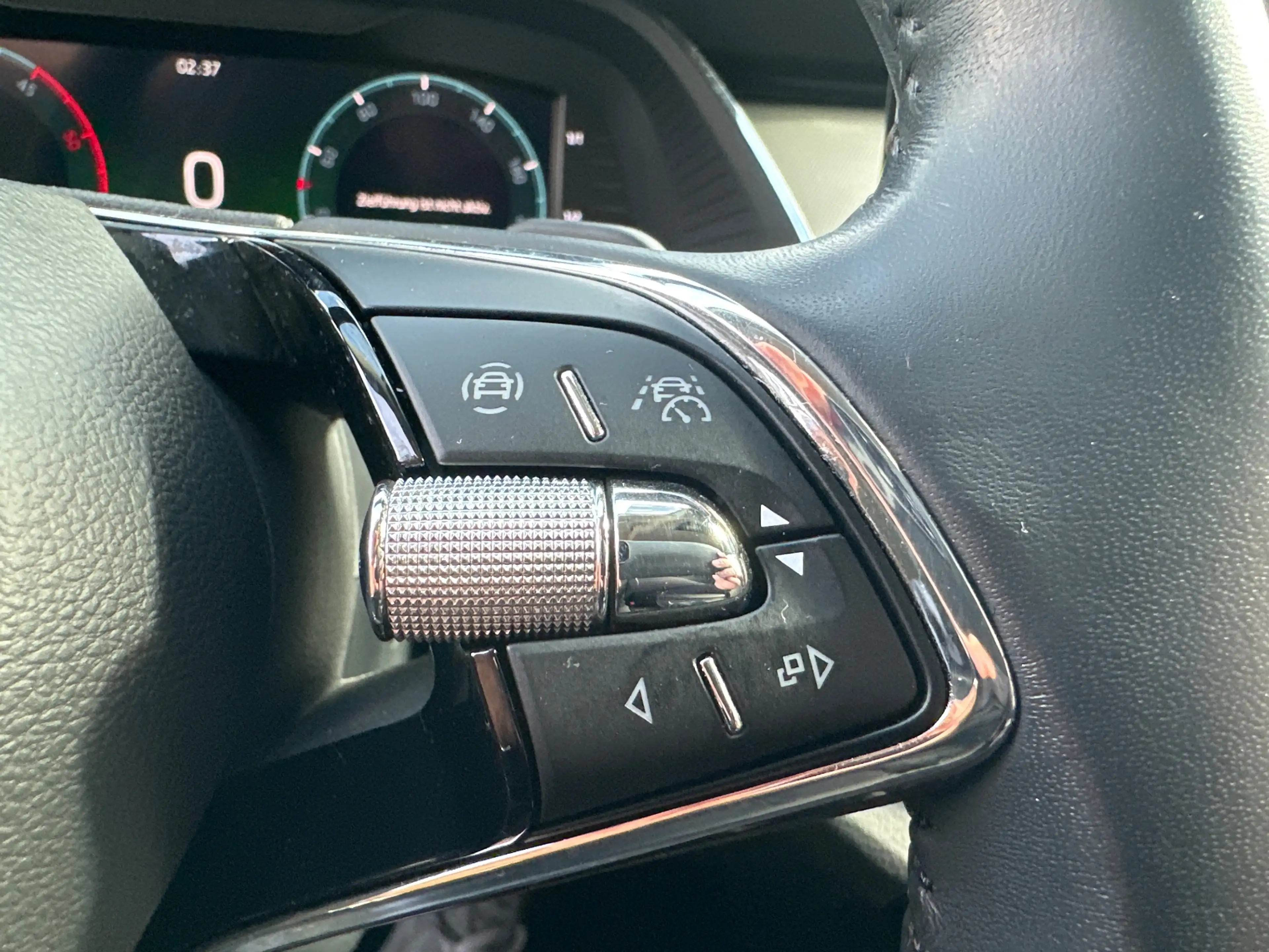 Skoda Octavia Combi 2.0 TDI DSG Ambition NAV+LED+ACC+KESSY+SHZ — photo 14