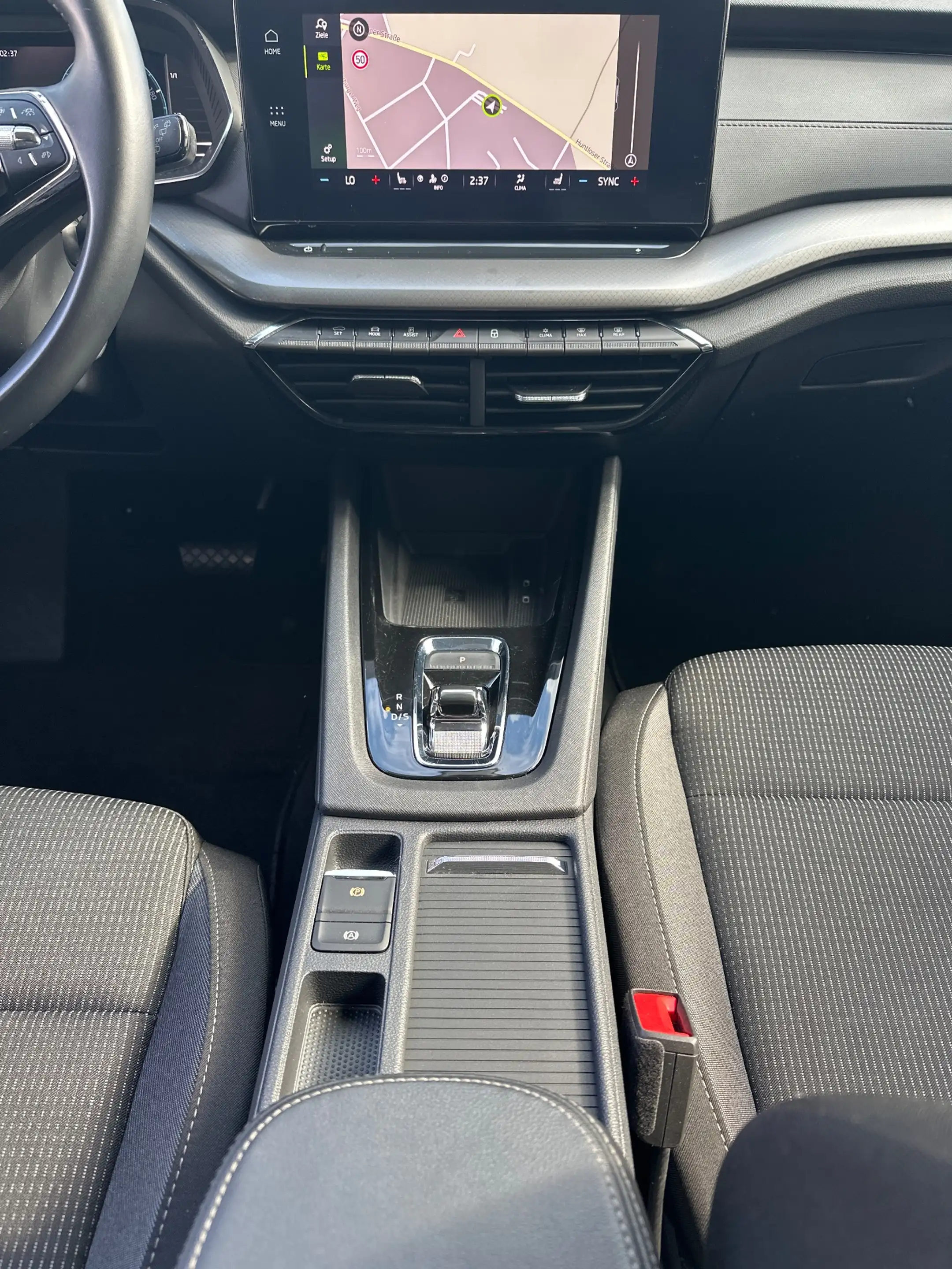 Skoda Octavia Combi 2.0 TDI DSG Ambition NAV+LED+ACC+KESSY+SHZ — photo 15