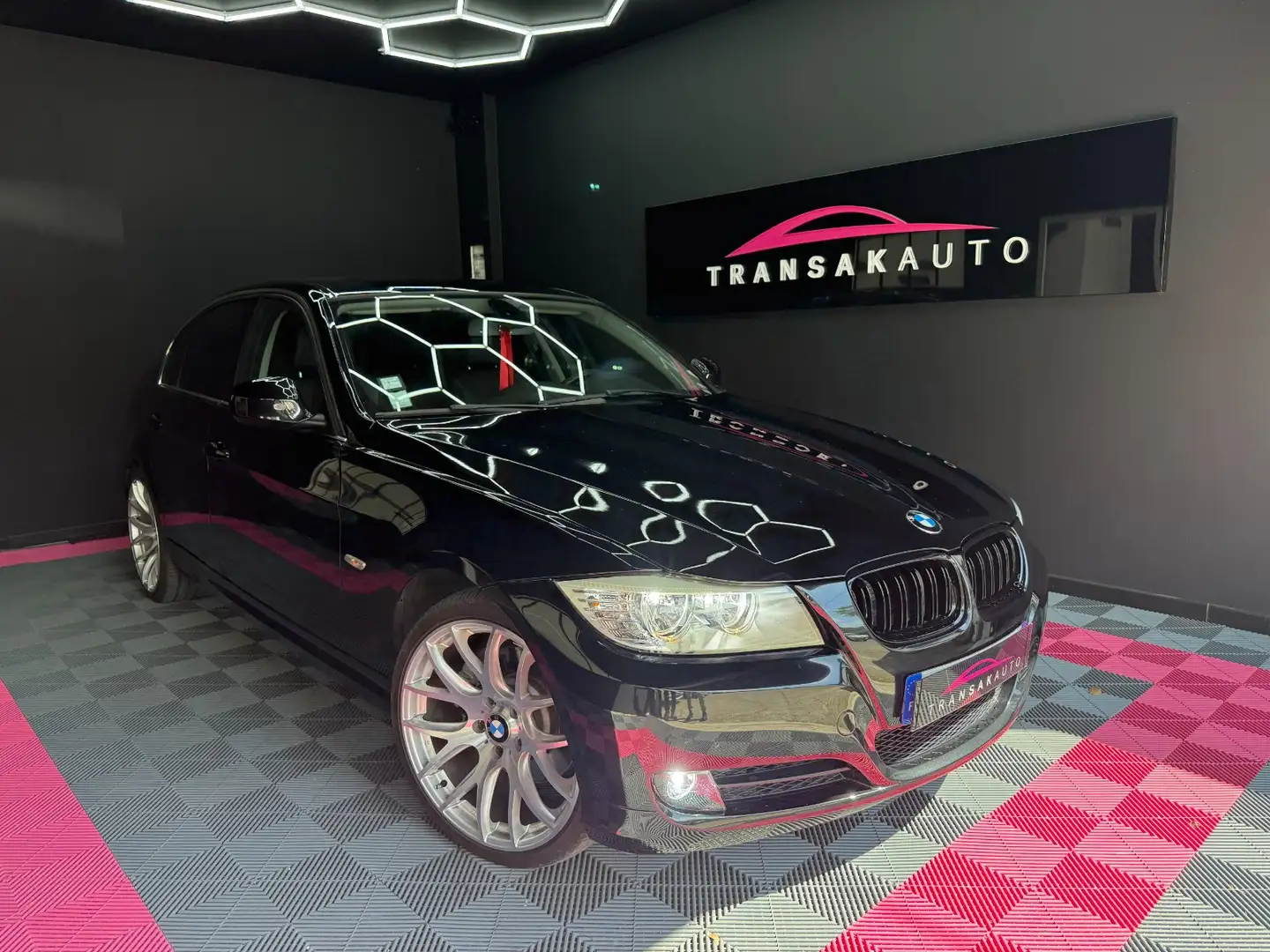 BMW Luxe A Noir - 1
