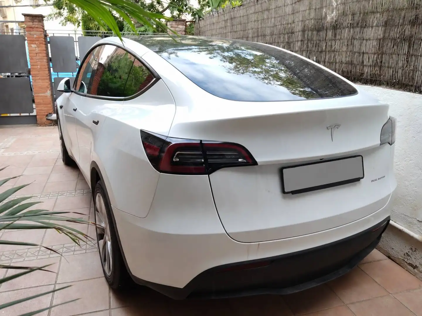 Tesla Model Y Long Range AWD · Enhanced Autopilot Blanco - 2