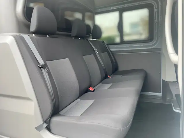 Volkswagen Crafter view 9