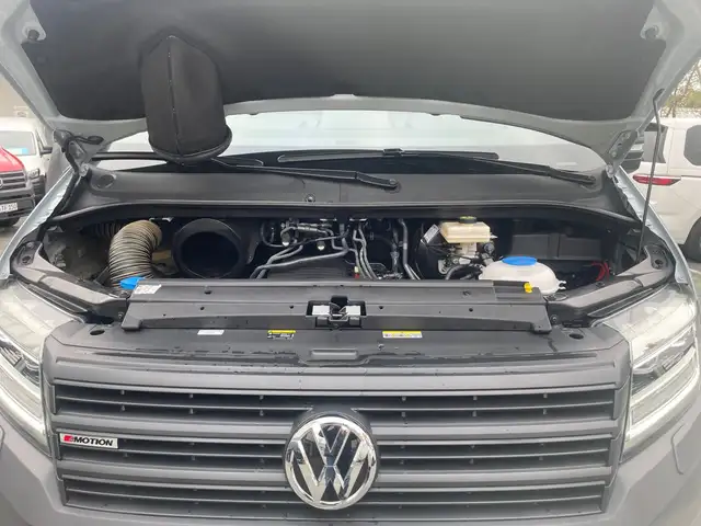 Volkswagen Crafter view 13