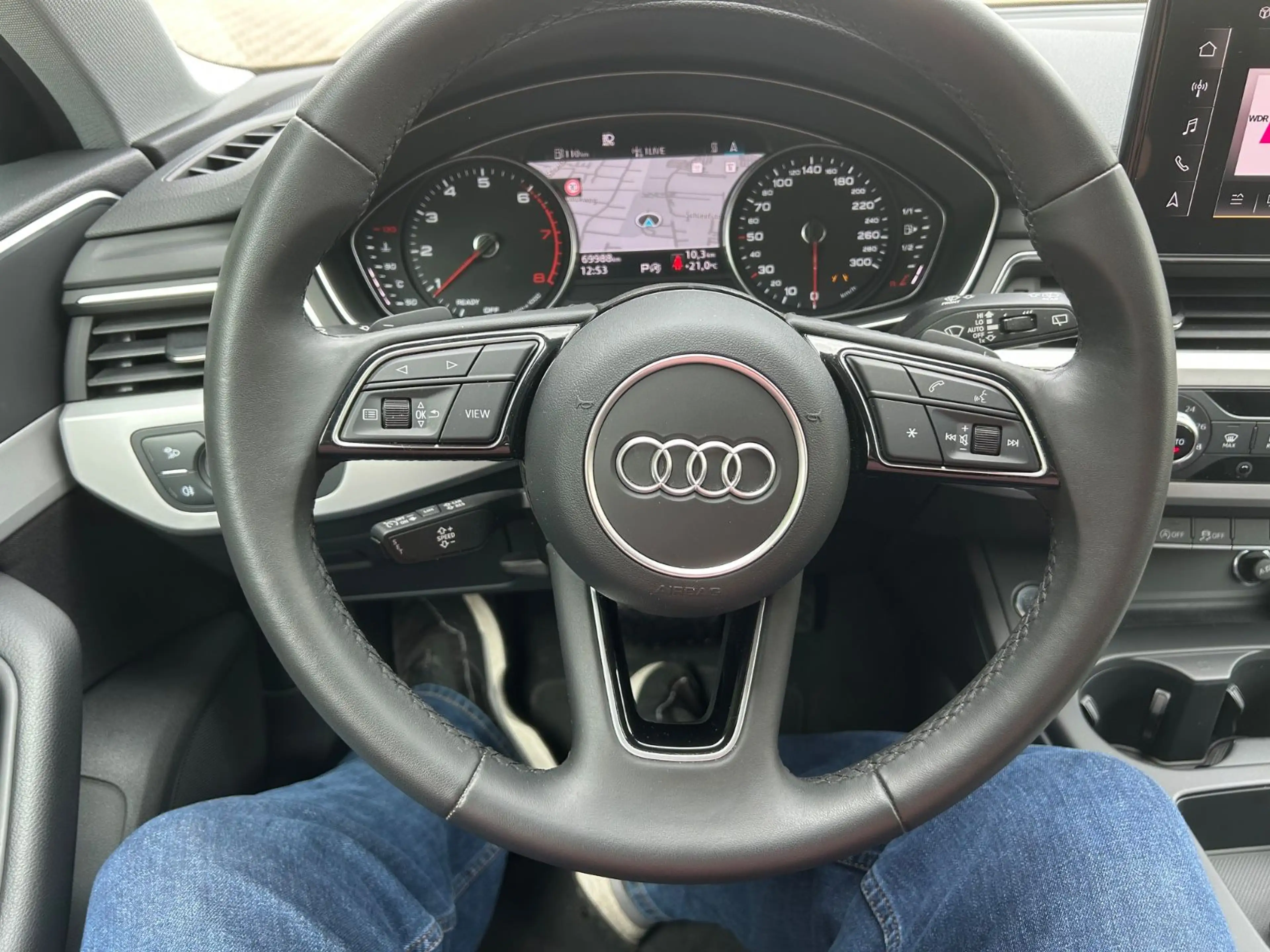 Audi A4 Avant 35 TFSI DSG — photo 18