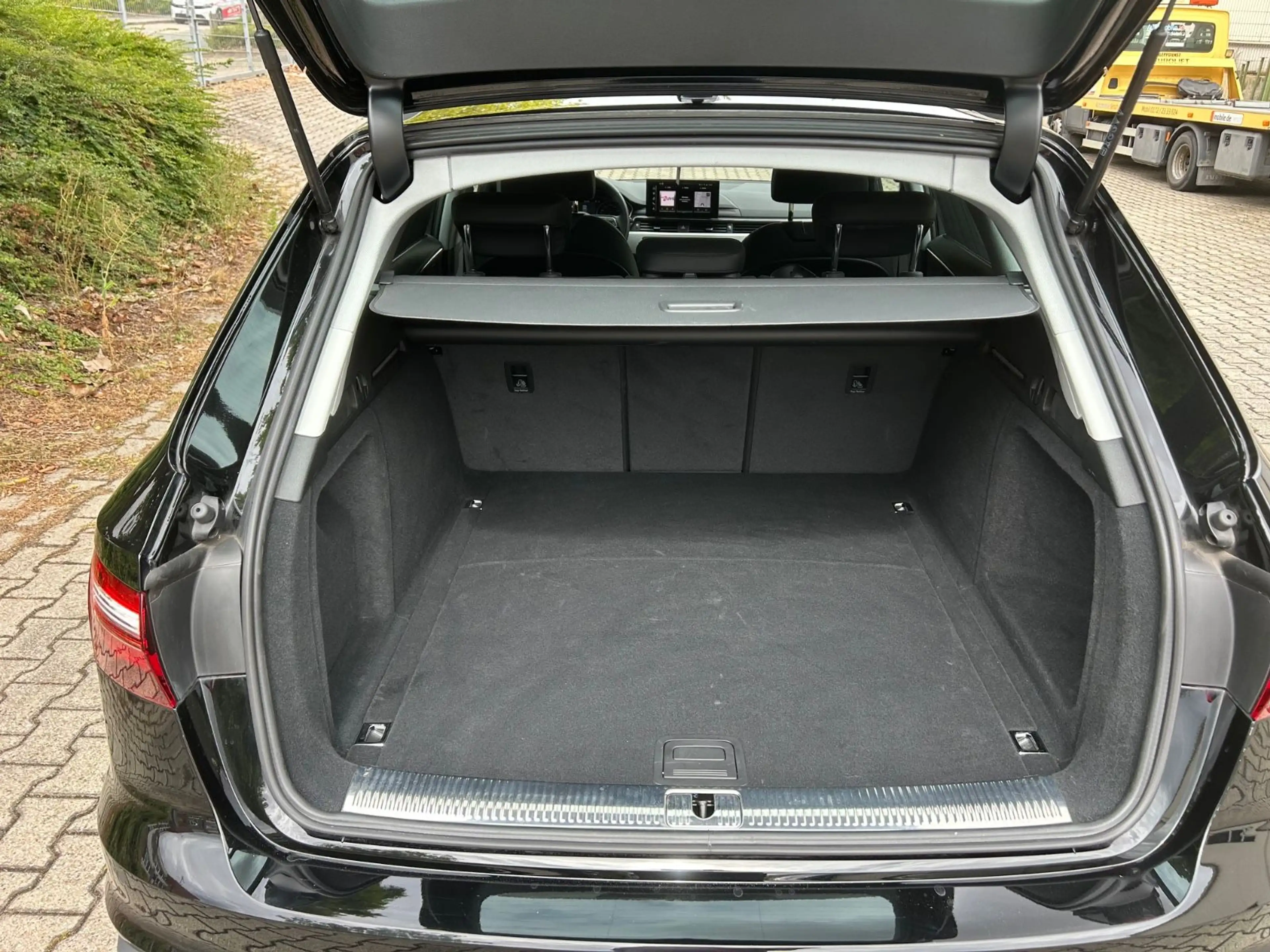Audi A4 Avant 35 TFSI DSG — photo 15