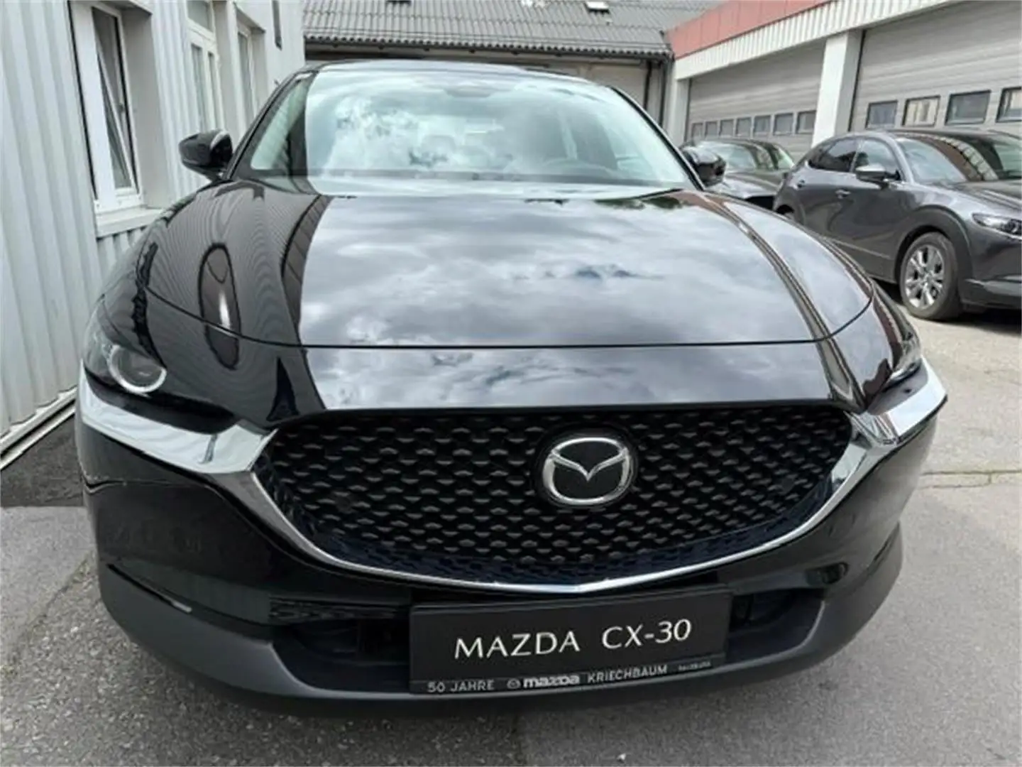 Mazda CX-30 e-Skyactive G140 Centre-Line Aut. Schwarz - 2