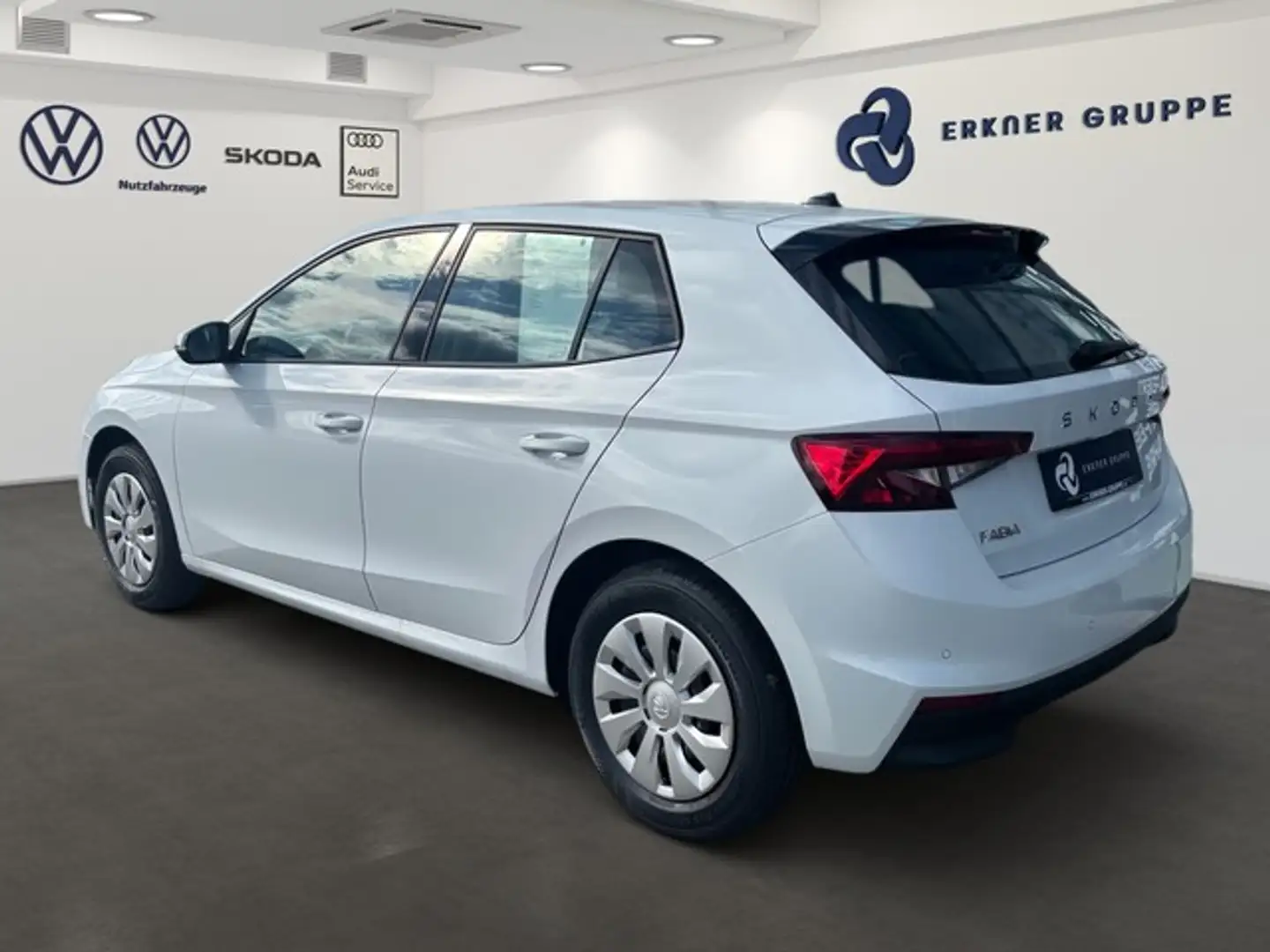 Skoda Fabia 1.0 TSI Selection +PDC+SHZ+KLIMA+GRA+ Blanc - 2