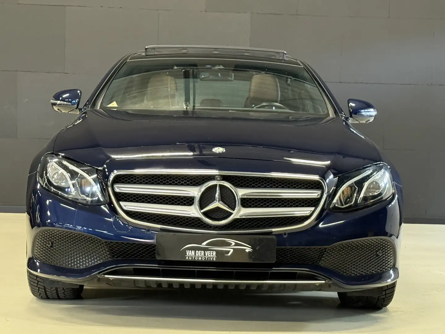 Mercedes-Benz E 350 e Lease Edition | Burmester | 360 Camera | Origine Blauw - 2
