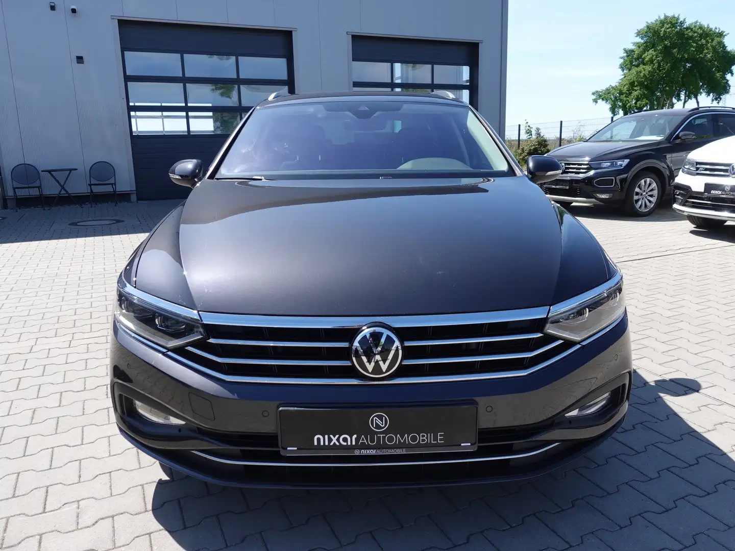 Volkswagen Passat Variant 2,0 TDI Variant Business DSG/DigiTacho/AHK Grau - 2