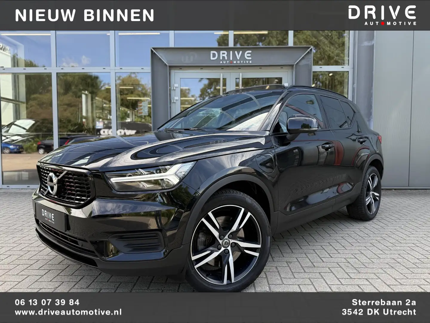Volvo XC40 1.5 T5 Recharge R-Design |SOH87%|Pano|Leder|Trekha Zwart - 1