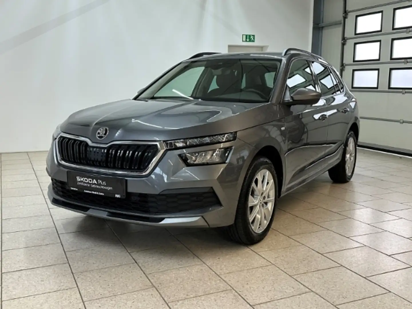 Skoda Kamiq Tour 1.0 TSI DSG AHK Kamera SHZ LED Freispr Grau - 2