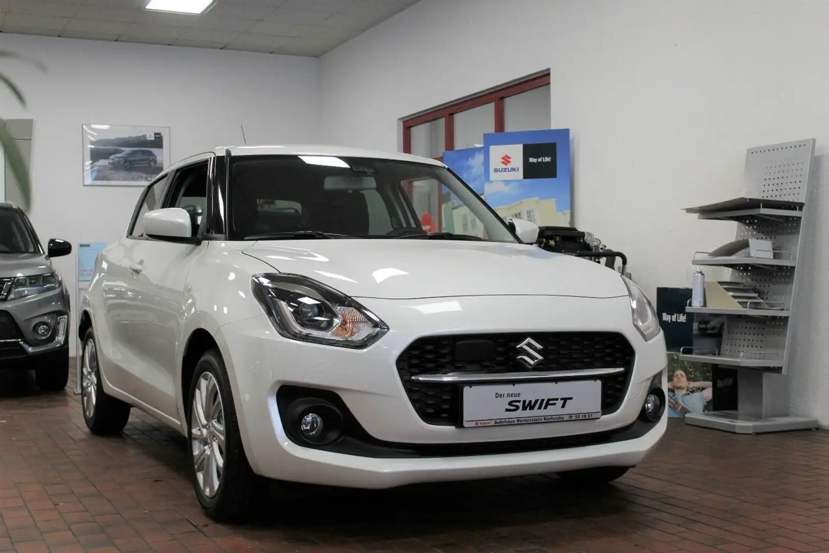 Suzuki Swift 1.2 Hybrid Comfort CVT *sofort* Weiß - 2