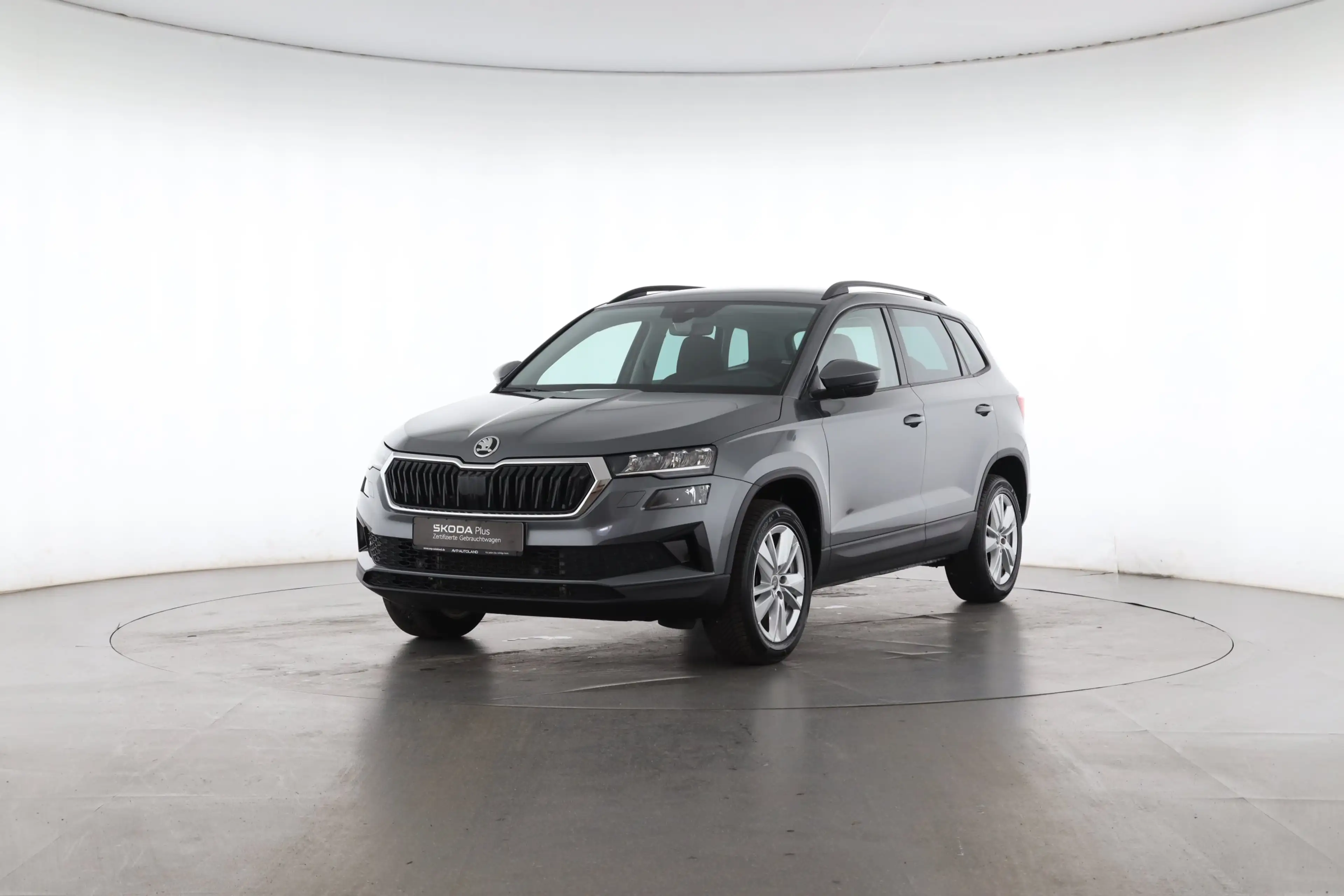 Skoda Karoq 1.5 TSI DSG SELECTION | NAVI | LED | AHK | — photo 2