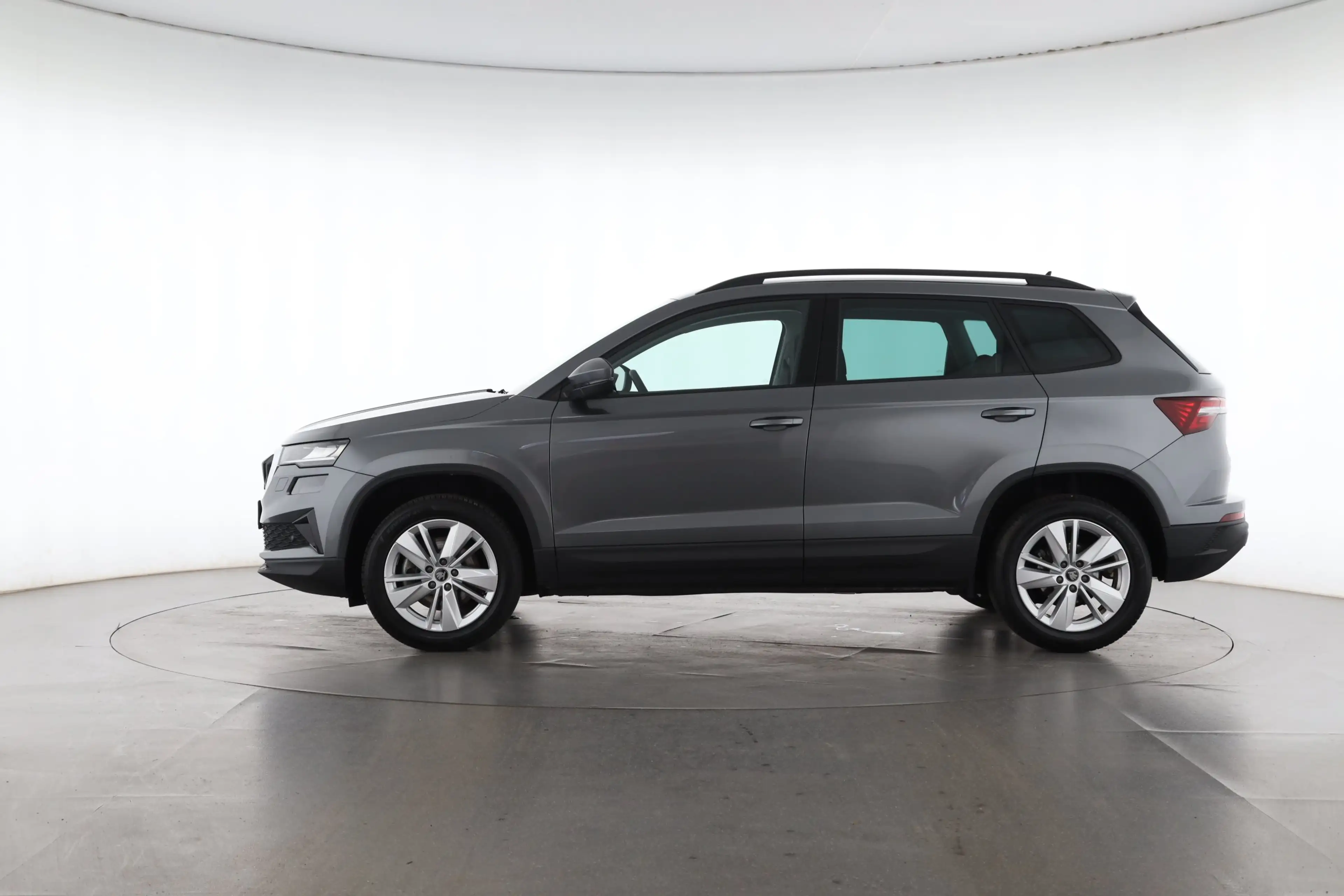 Skoda Karoq 1.5 TSI DSG SELECTION | NAVI | LED | AHK | — photo 3
