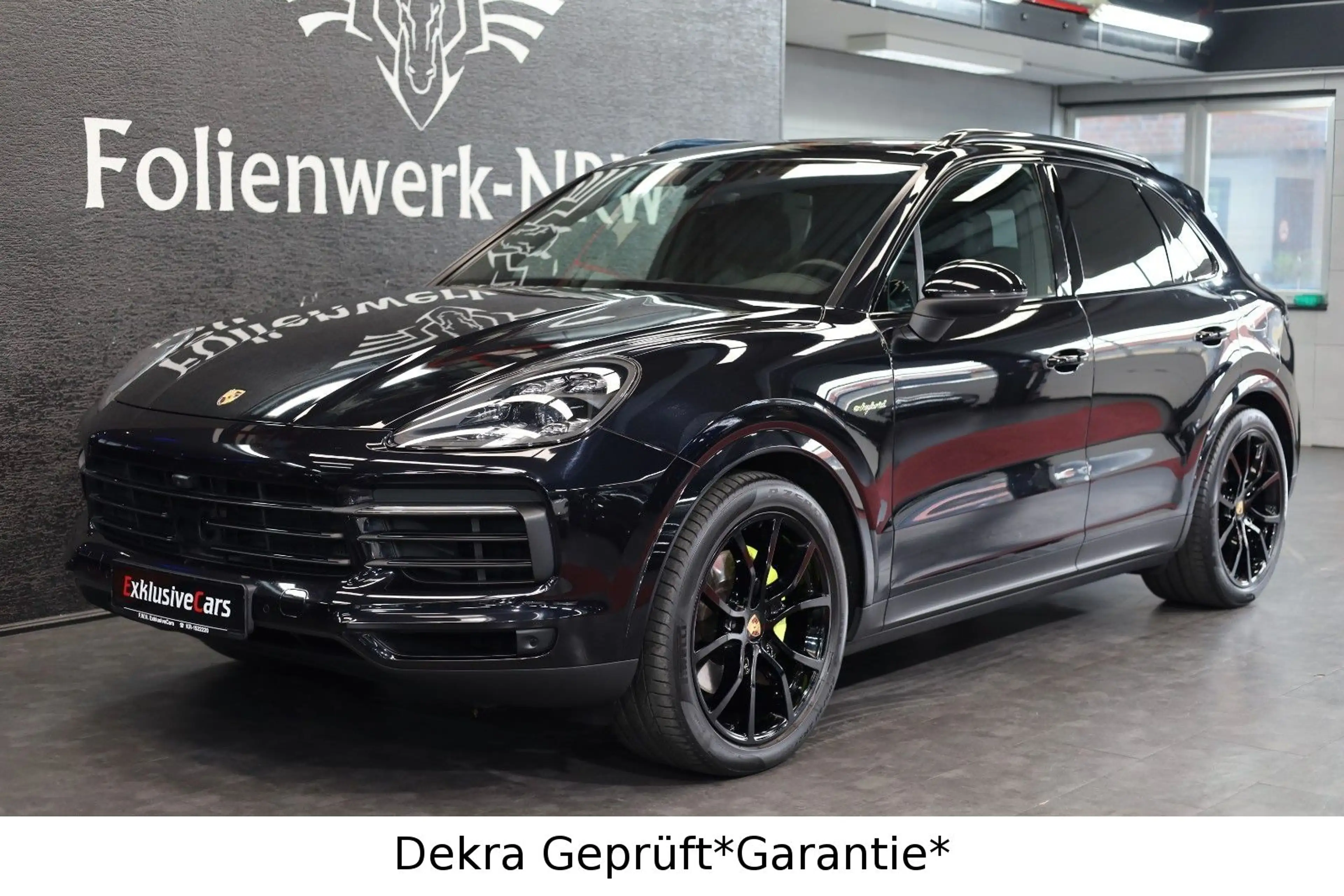 Porsche Cayenne E-Hybrid*Matrix*AHK*Pano*360° — photo 7