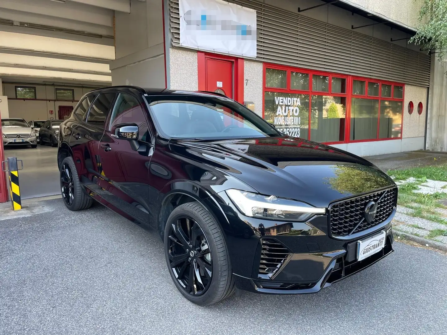 Volvo XC60 XC60 2.0 t6 phev Ultra Black Edition awd auto Noir - 1