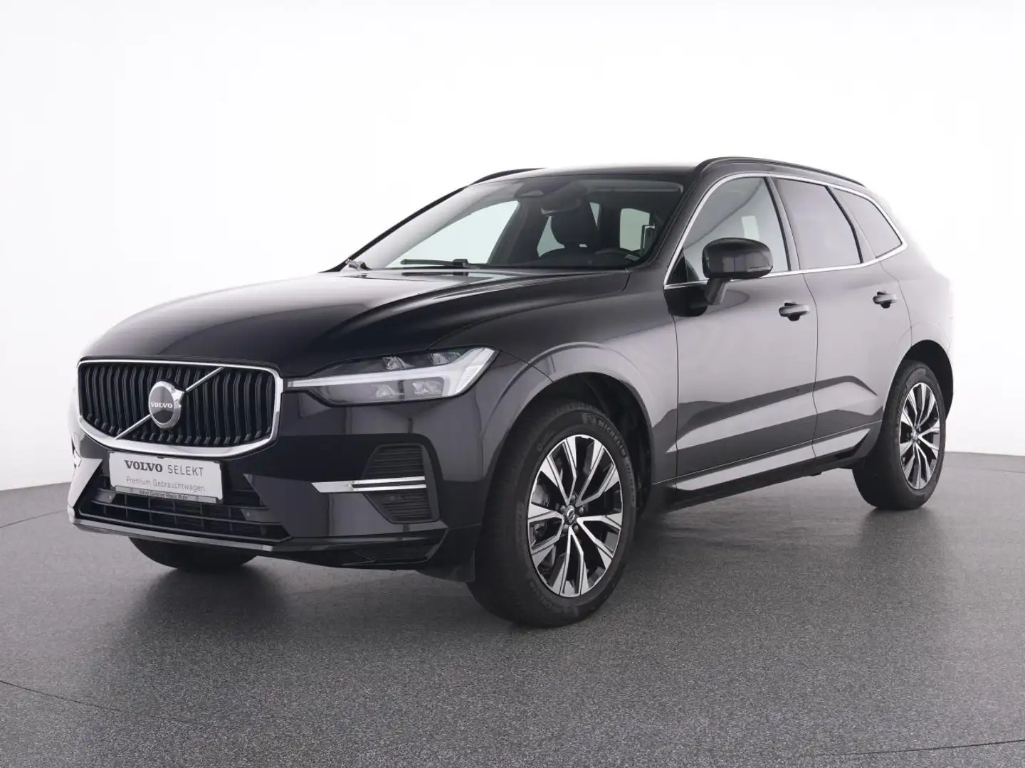 Volvo XC60 B4 Core LM 19+MET+WP+PAP+NAVI+DAB+KAMERA Schwarz - 2