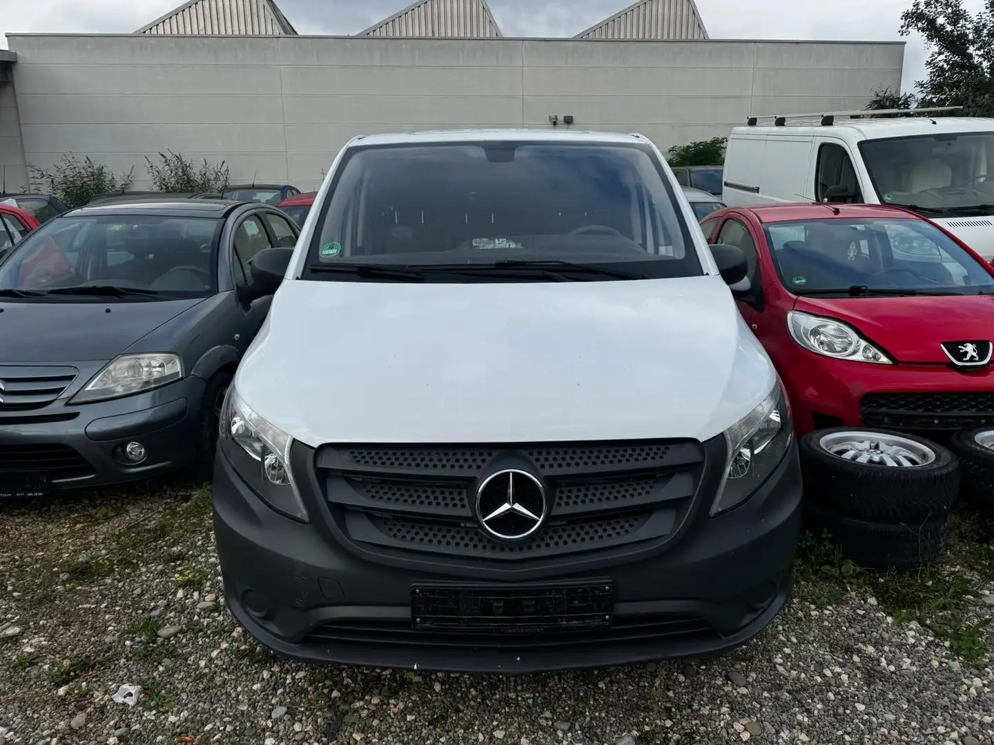Mercedes-Benz Vito 109/110/111/114 CDI FWD extralang (447.605) Weiß - 2