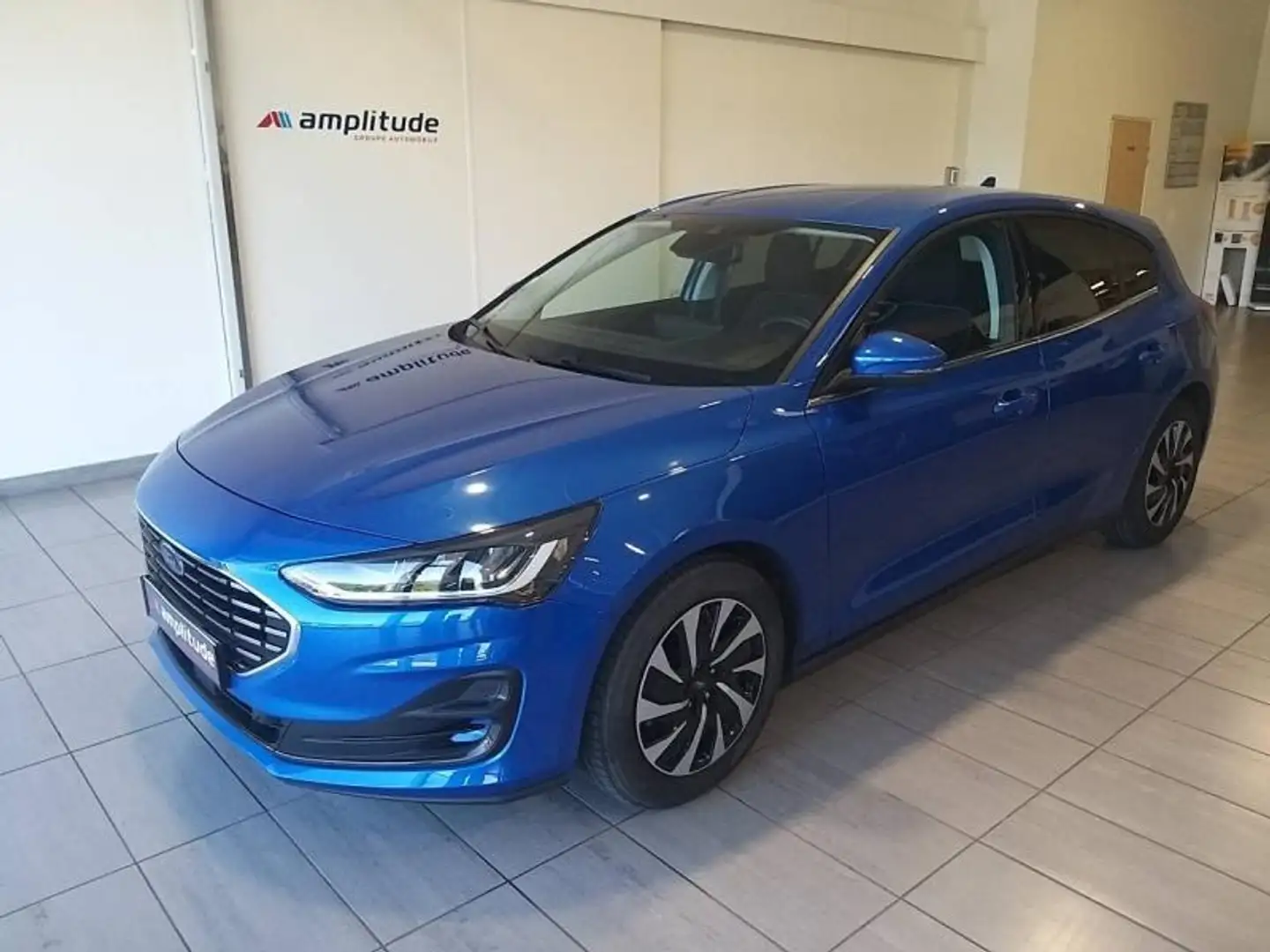 Ford Focus 1.0 Flexifuel mHEV 125 ch Titanium X Business Rouge - 1