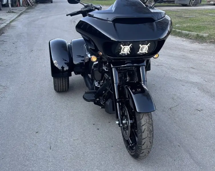 Harley-Davidson Road Glide - foto 2