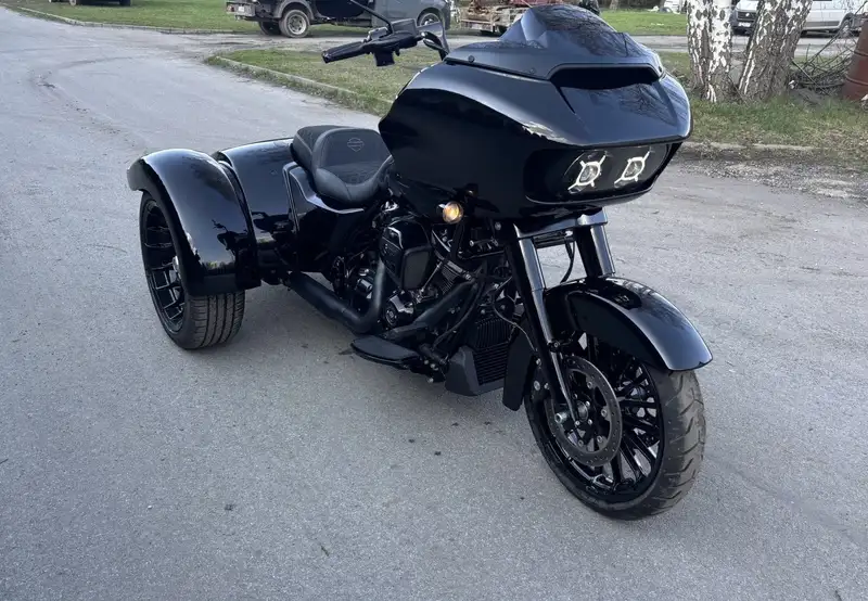 Harley-Davidson Road Glide - foto 5