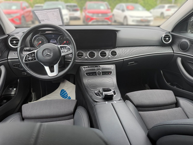 Mercedes-Benz E 200 Navi 360° Kamera Park-Assistent Keyless GO — photo 12