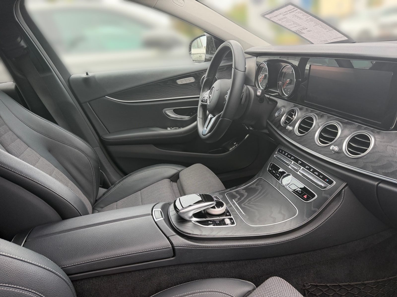 Mercedes-Benz E 200 Navi 360° Kamera Park-Assistent Keyless GO — photo 15