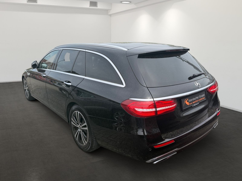 Mercedes-Benz E 200 Navi 360° Kamera Park-Assistent Keyless GO — photo 5