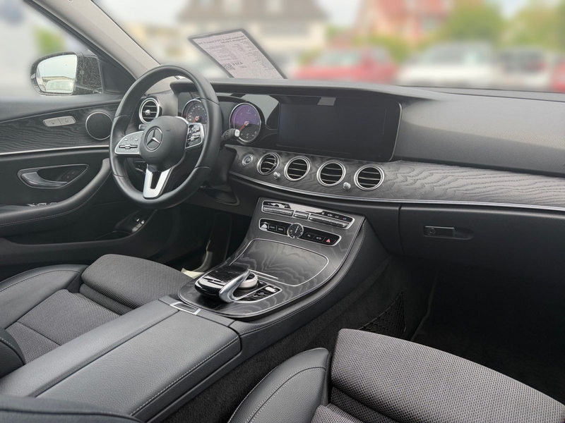 Mercedes-Benz E 200 Navi 360° Kamera Park-Assistent Keyless GO — photo 14