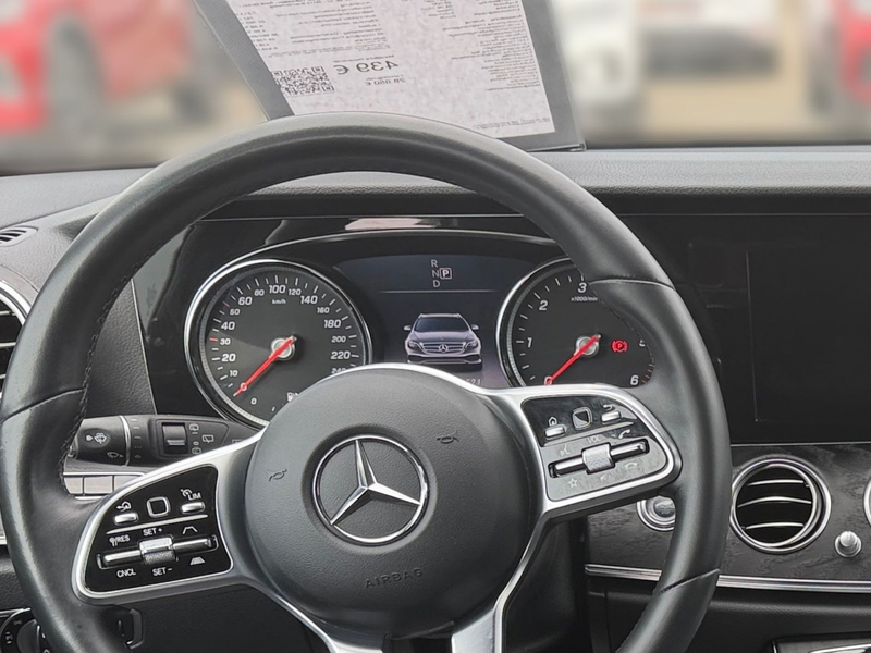 Mercedes-Benz E 200 Navi 360° Kamera Park-Assistent Keyless GO — photo 10