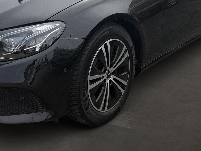 Mercedes-Benz E 200 Navi 360° Kamera Park-Assistent Keyless GO — photo 7