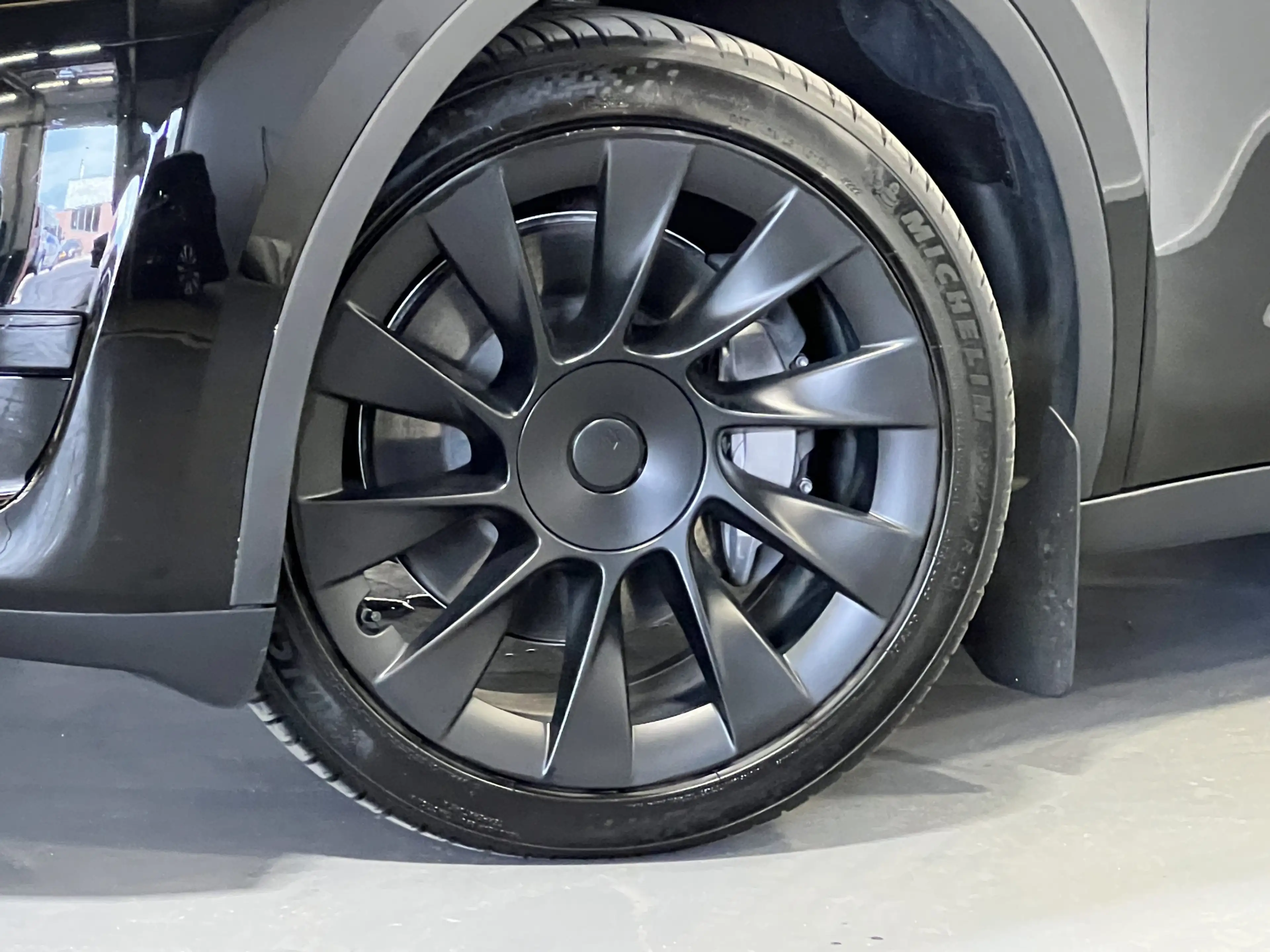 Tesla Model Y RWD 58 kWh | Navigatie | LM Velgen 20" | Panoramad — photo 3