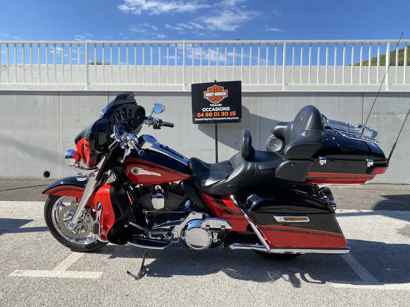 Harley-Davidson Electra Glide Rouge - 2
