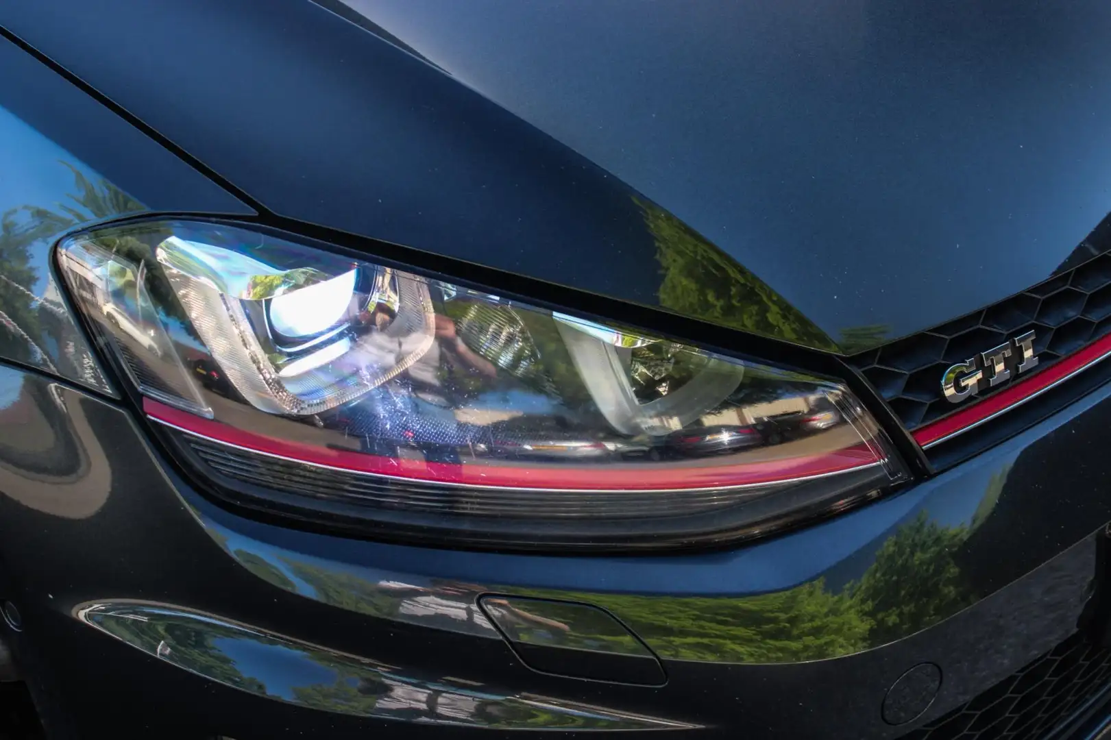 Volkswagen Golf GTI 2.0 TSI Performance TCR NAP PANO VIRTUAL Grijs - 2