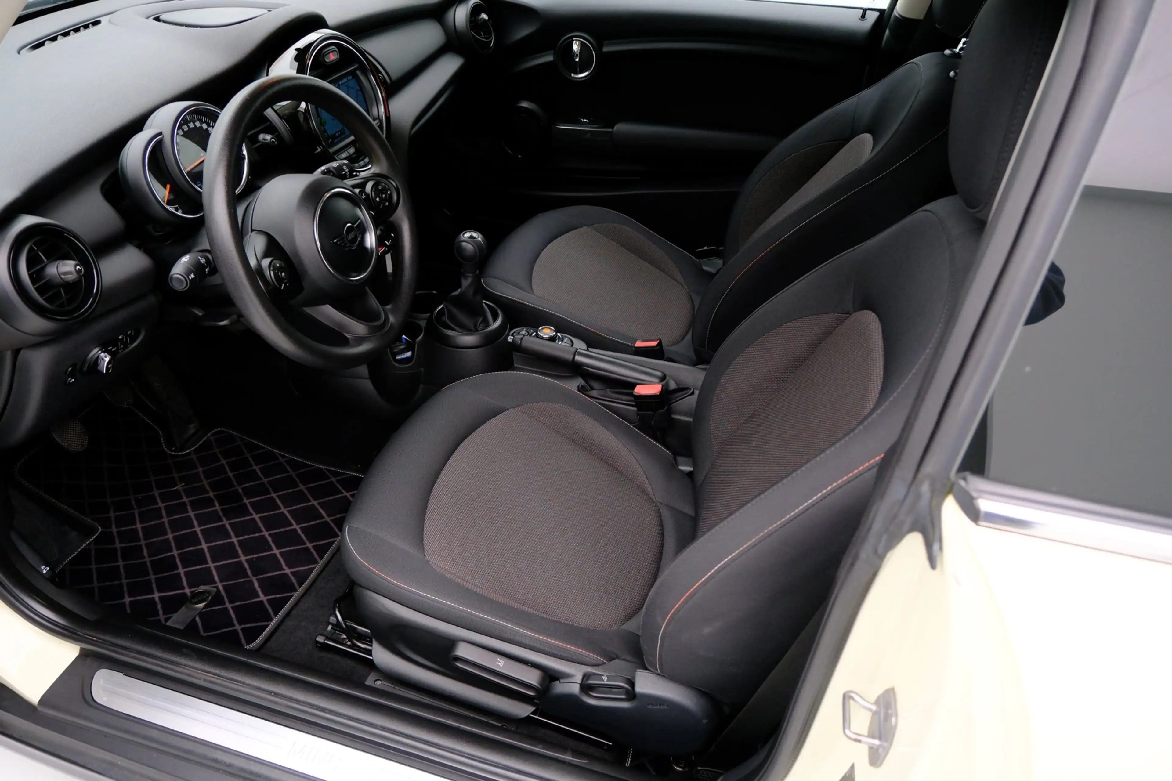 MINI One 3-Deurs 1.5 Chili Navi|Airco|LMV — photo 2