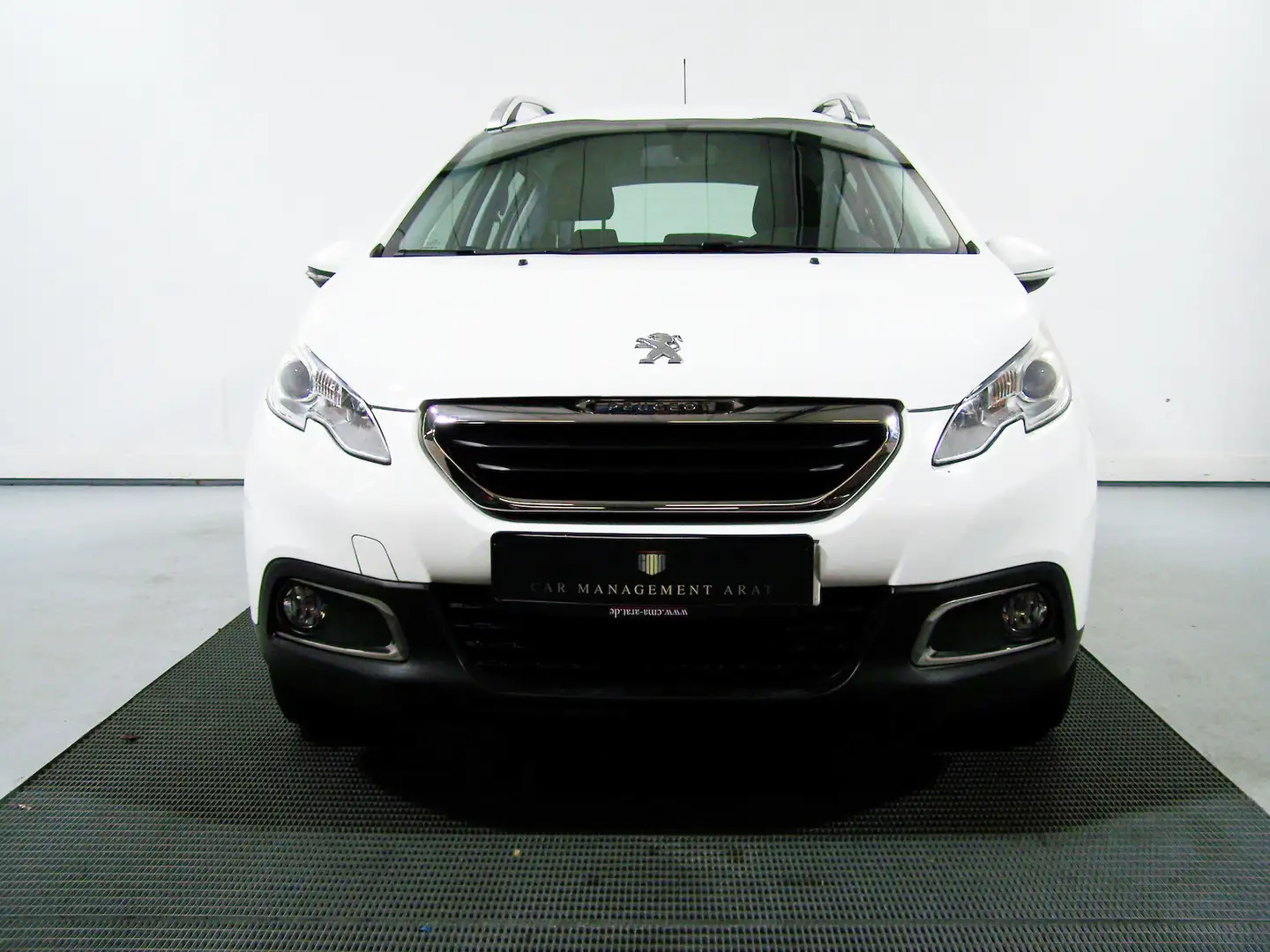 Peugeot 2008 1.2 PureTech 82 Active SITZH+TEMP+PDC+AMBIE Weiß - 2