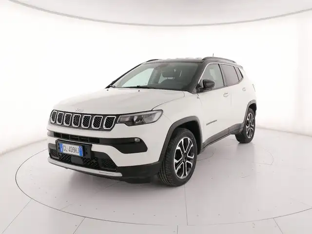 2023 Jeep Compass in White for sale