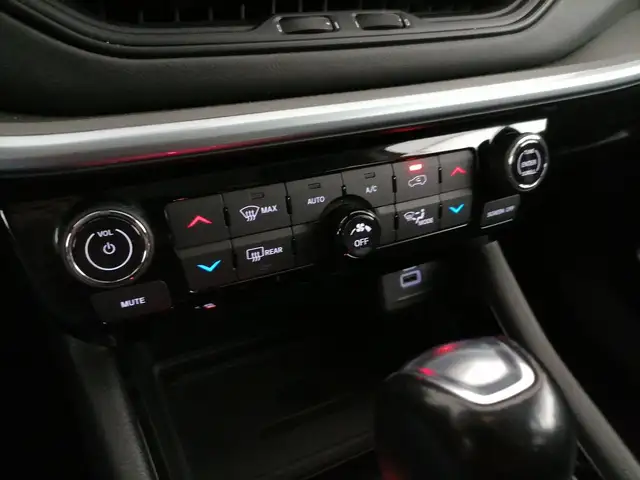 Jeep Compass view 14