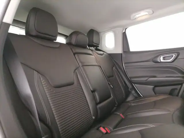 Jeep Compass view 8