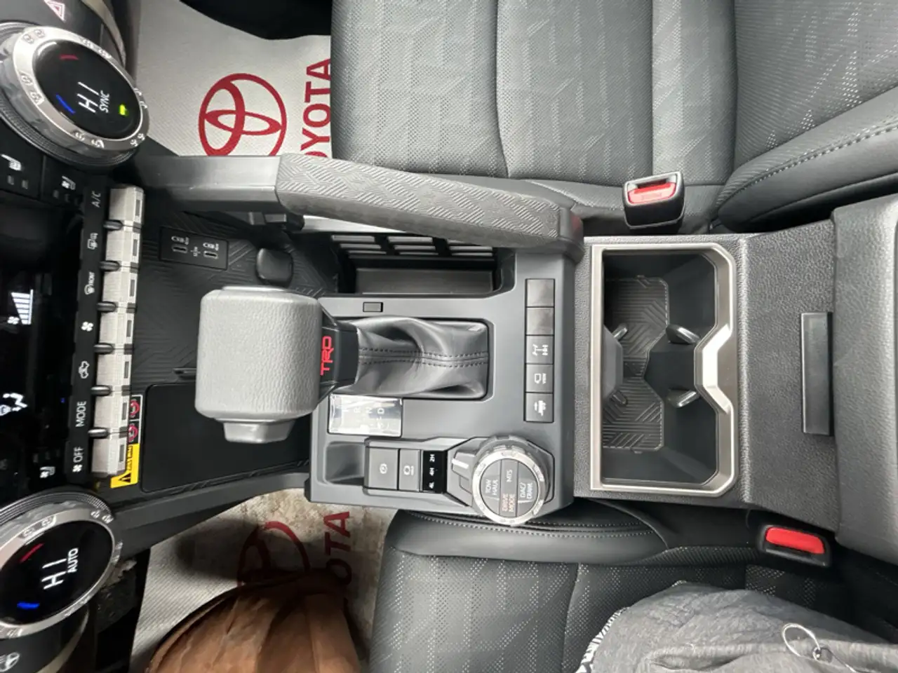 Toyota Tacoma снимка Toyota Tacoma