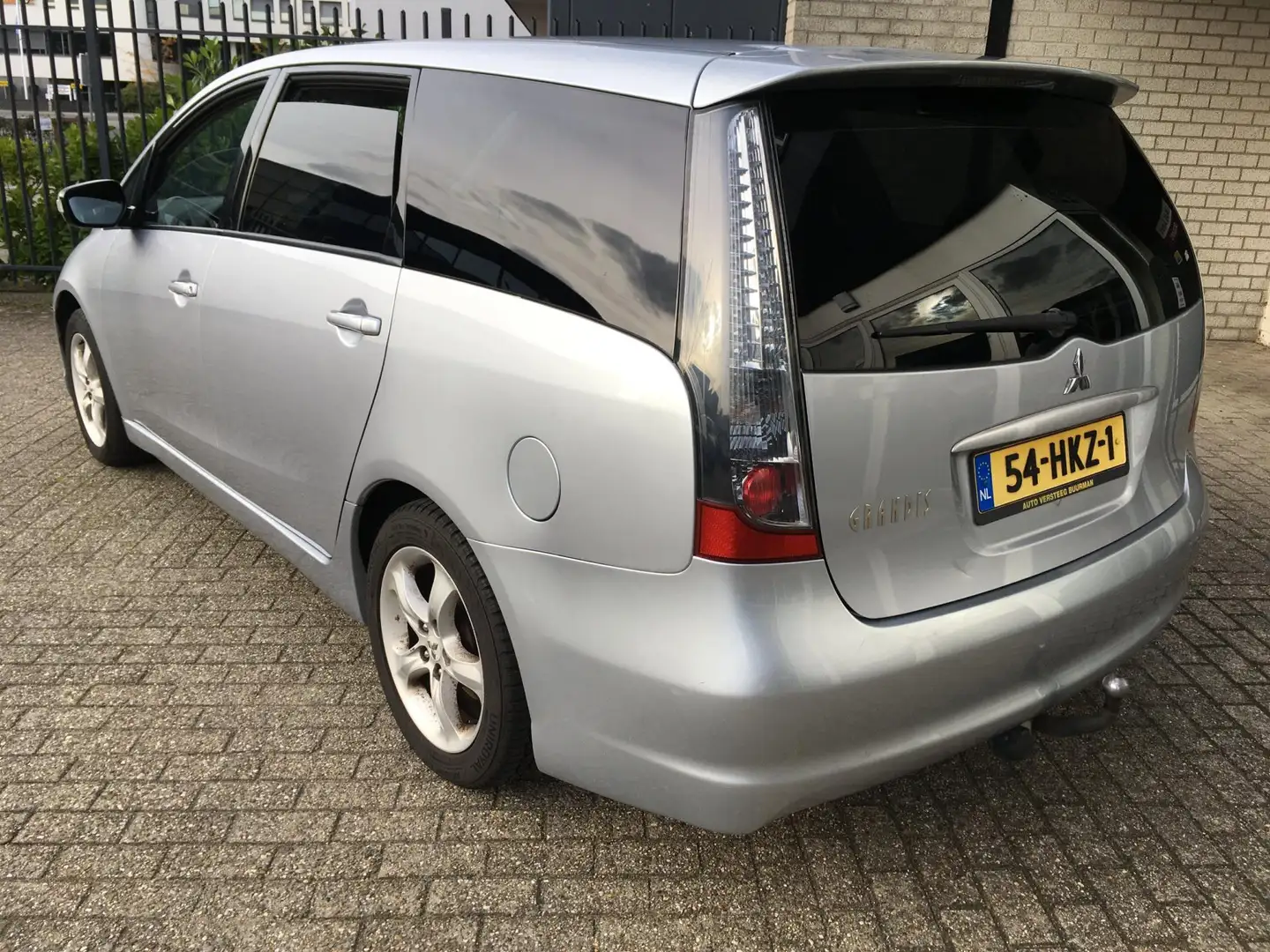 Mitsubishi Grandis 2.4-16V Intense / 7 PERSOONS / NETTE STAAT / APK J Grey - 2