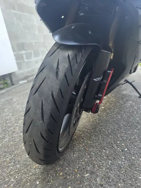 Suzuki GSX-R 600 - foto 3