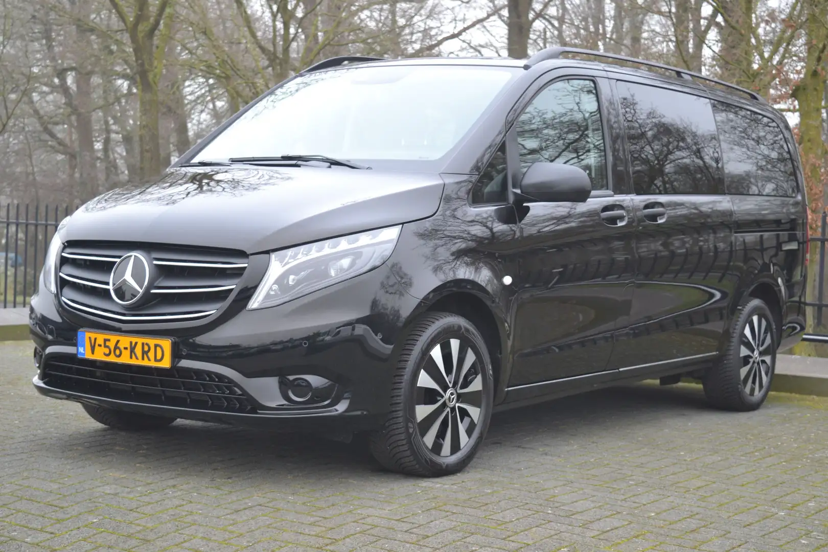 Mercedes-Benz Vito 119 CDI DC 4Matic | Elek.Sch | LED | Cruise | Came Zwart - 1