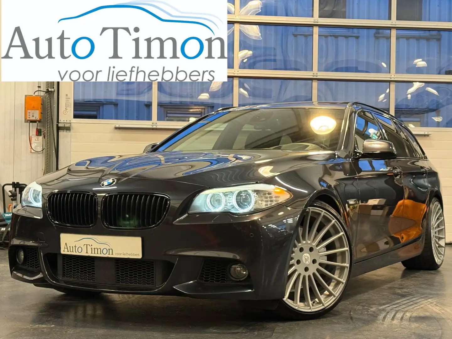 BMW 535 5-serie F11 535i Touring High Executive Aut.-8 | v Negro - 1