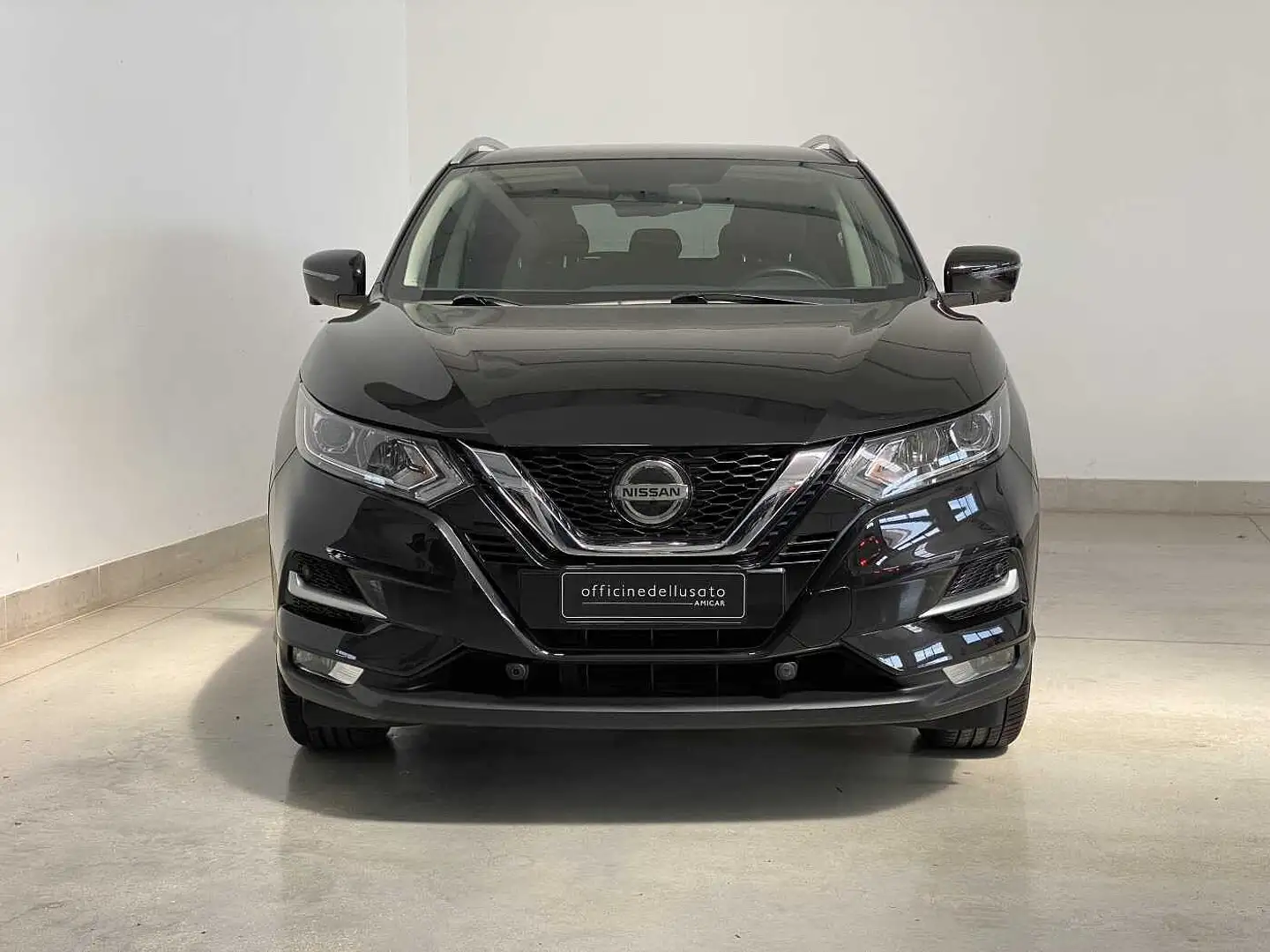 Nissan Qashqai 1.3 DIG-T 160 CV DCT N-Connecta Zwart - 2