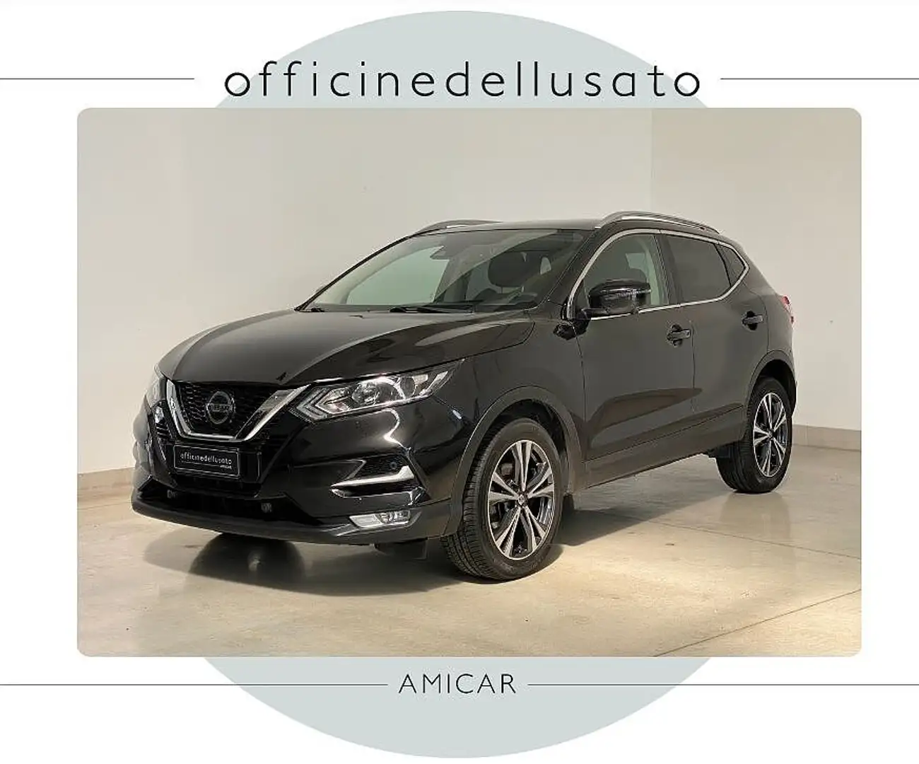Nissan Qashqai 1.3 DIG-T 160 CV DCT N-Connecta Zwart - 1